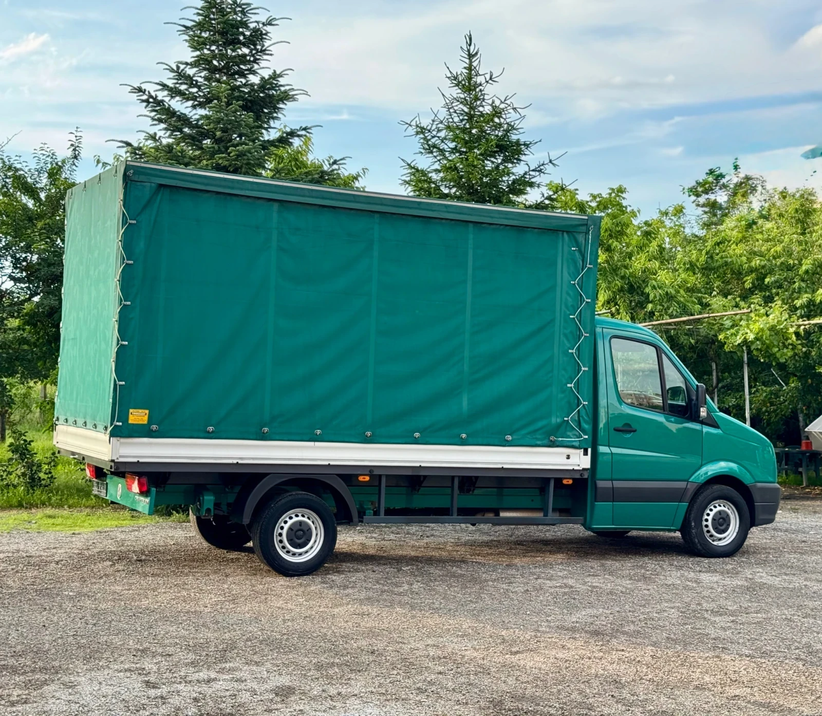 VW Crafter ЩОРА* КЛИМАТИК* НАВИГАЦИЯ* СЕРВИЗНИ ДОКУМЕНТИ, снимка 8 - Бусове и автобуси - 56006984