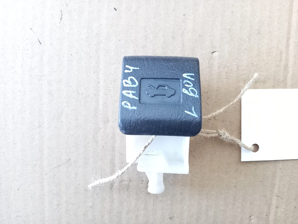 Дръжка отваряне преден капак вътрешна Тойота Рав4 