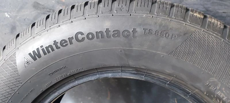 Гуми Зимни 215/70R16, снимка 6 - Гуми и джанти - 35124747