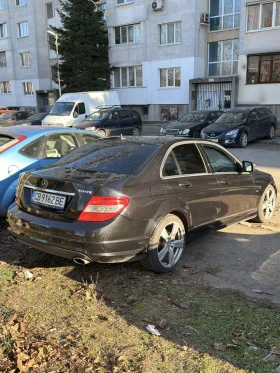 Mercedes-Benz C 320, снимка 9