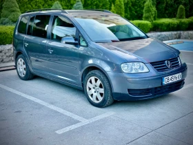 VW Touran Обслужен/Регистриран/Реални километри, снимка 3