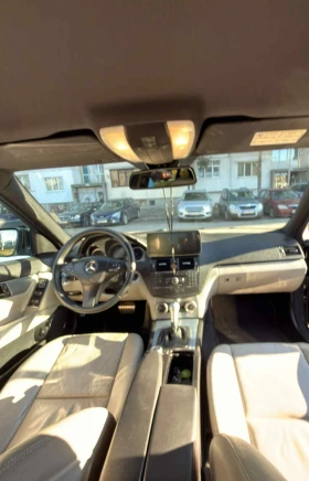 Mercedes-Benz C 320, снимка 3