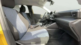 Peugeot 208 1.2i - 9790 € / 19147.58 лв. - 40490552 9
