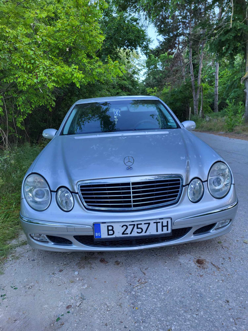 Mercedes-Benz E 270, снимка 2 - Автомобили и джипове - 46435751