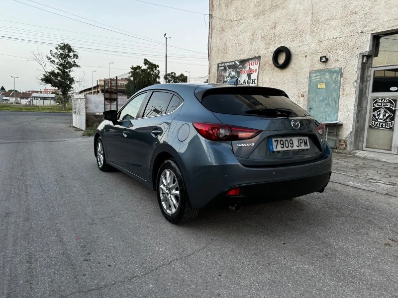 Mazda 3 2.0i Exclusive, снимка 10 - Автомобили и джипове - 46191717