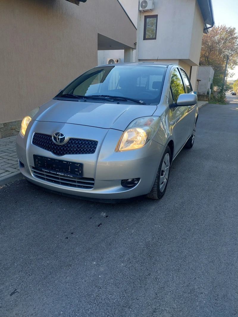 Toyota Yaris 1.3VVT-i, снимка 3 - Автомобили и джипове - 47856167