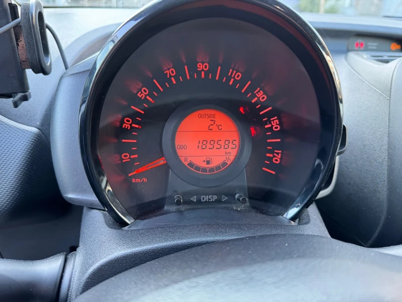 Toyota Aygo, снимка 9 - Автомобили и джипове - 48717150