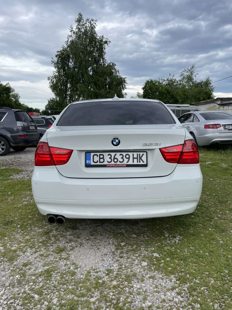 BMW 323, снимка 4 - Автомобили и джипове - 49565379