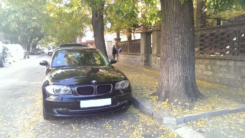 BMW 118 118i, снимка 4 - Автомобили и джипове - 49112006