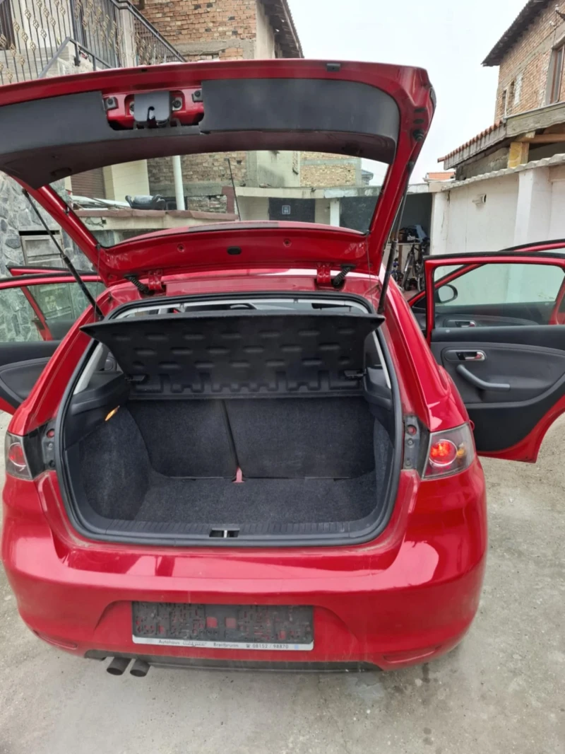 Seat Ibiza 1.9, снимка 5 - Автомобили и джипове - 49262379