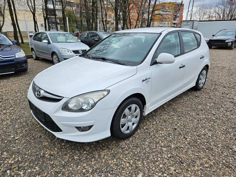 Hyundai I30 1.4 бензин 105кс facelifte, снимка 7 - Автомобили и джипове - 49496382