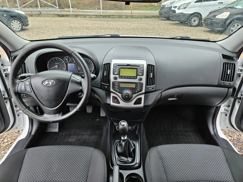 Hyundai I30 1.4 бензин 105кс facelifte, снимка 16 - Автомобили и джипове - 49496382