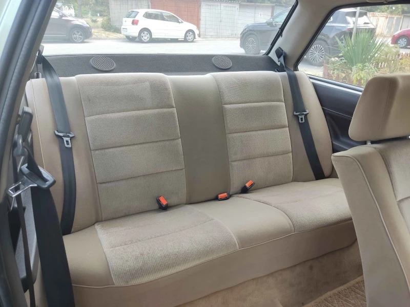 Audi 80 CC Coupe РЕТРО, снимка 13 - Автомобили и джипове - 51454274