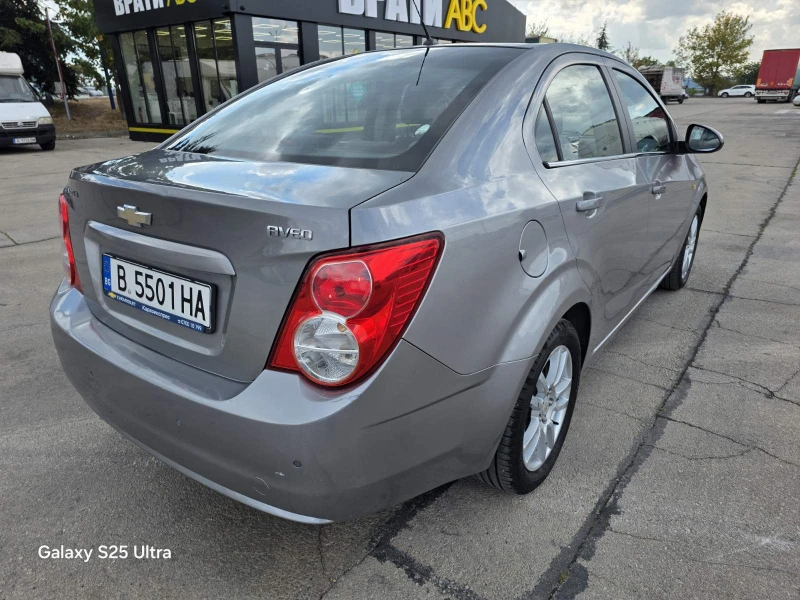 Chevrolet Aveo 1.6, снимка 11 - Автомобили и джипове - 53028870