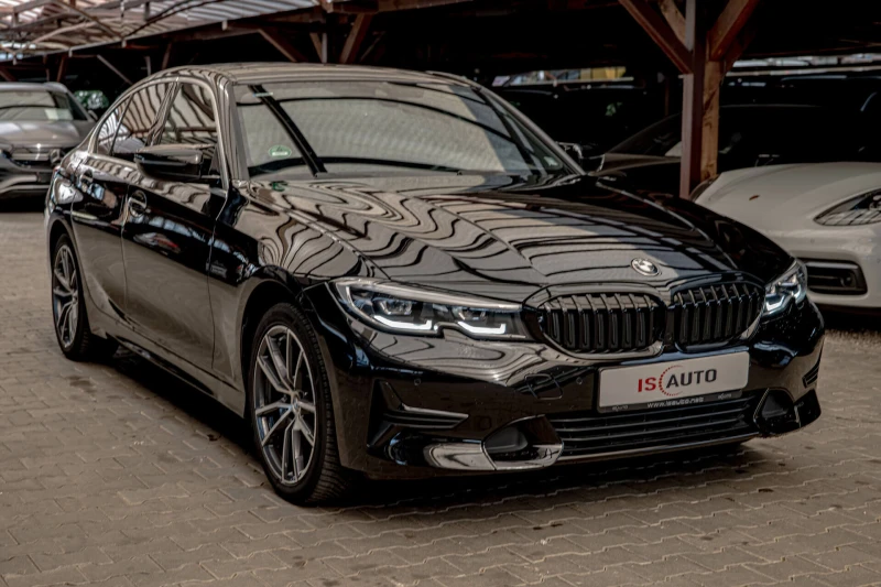 BMW 330 xDrive/PDC/Sport Gearbox/Sport Line/Active Guard, снимка 2 - Автомобили и джипове - 51922327