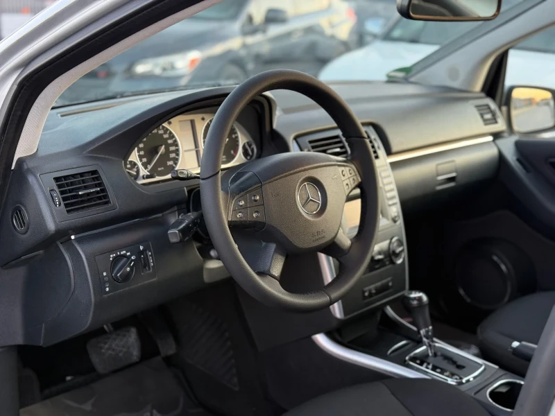 Mercedes-Benz B 180 CDI* АВТОМАТИК* 2011г* Топ Състояние* 174.000КМ* , снимка 7 - Автомобили и джипове - 52529670