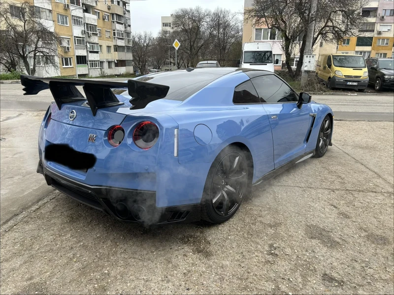 Nissan Gt-r, снимка 4 - Автомобили и джипове - 52711739