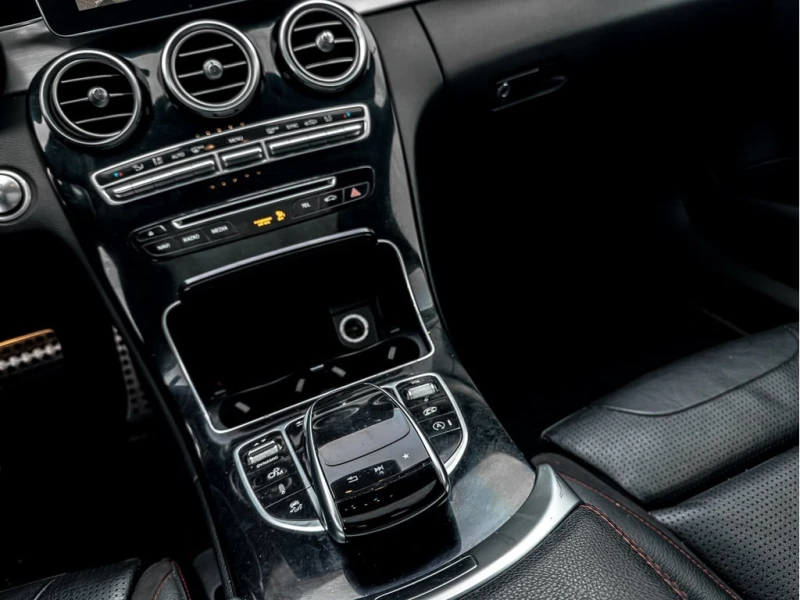 Mercedes-Benz C 43 AMG * | BSM | NAVI | BURMESTER | RED SEATBELT | * CARF, снимка 12 - Автомобили и джипове - 52776498