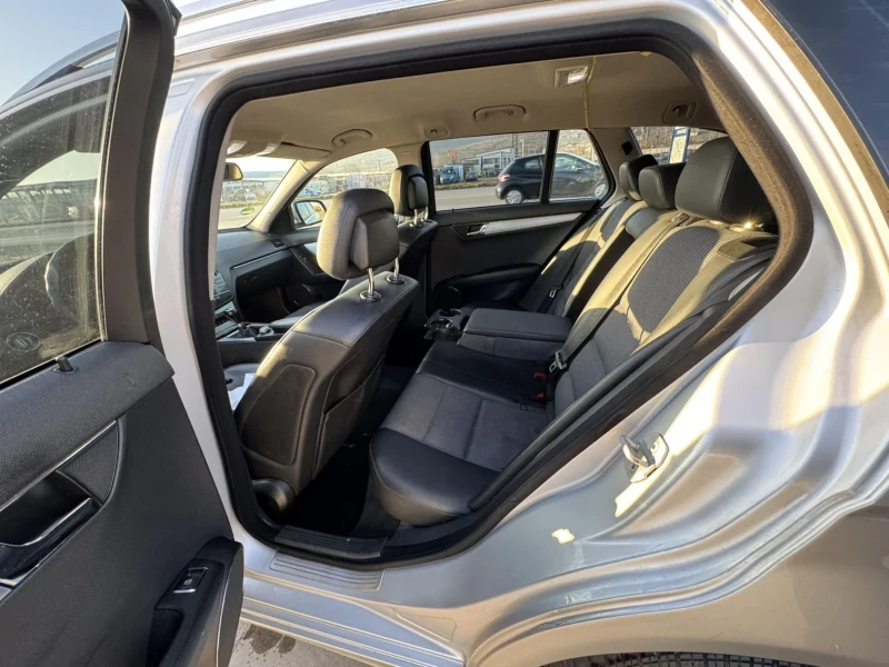 Mercedes-Benz C 200 2.2 CDI, снимка 8 - Автомобили и джипове - 52875876