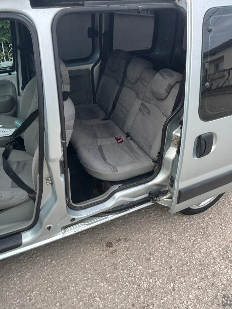 Renault Kangoo 1.5dci, снимка 8 - Автомобили и джипове - 52885409
