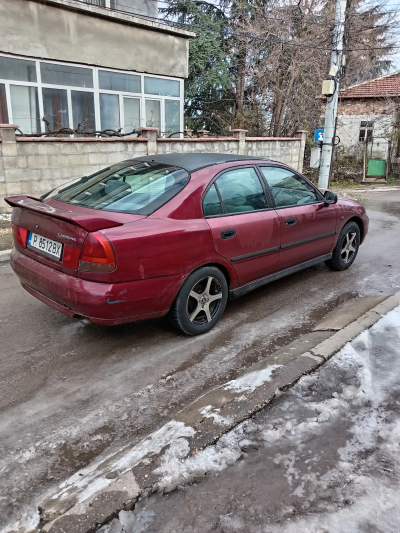 Mitsubishi Carisma 1.6 i, снимка 4 - Автомобили и джипове - 53061245