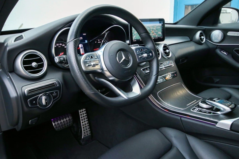 Mercedes-Benz C 400, снимка 8 - Автомобили и джипове - 53224204