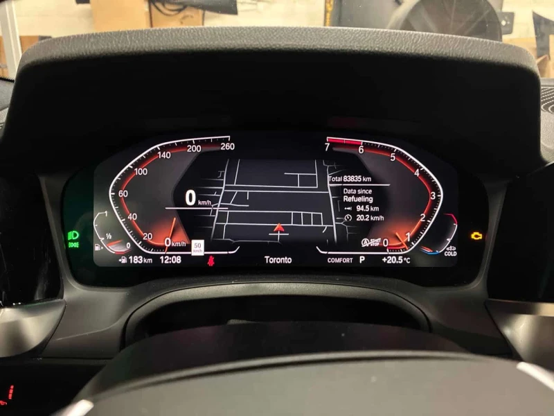 BMW 330 * xDrive * 360КАМЕРИ* ШИБИДАХ* ПОДГРЕВИ* , снимка 8 - Автомобили и джипове - 53567713