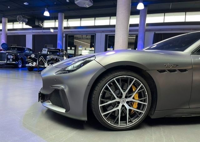 Maserati GranTurismo Trofeo = 3D Carbon= Sport Design Гаранция, снимка 6 - Автомобили и джипове - 45874536