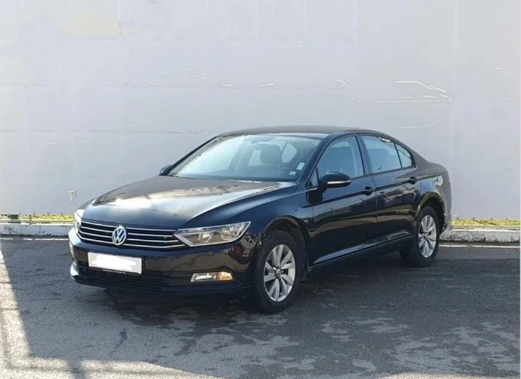 VW Passat Trendline 2.0 TDI, снимка 1 - Автомобили и джипове - 48575243