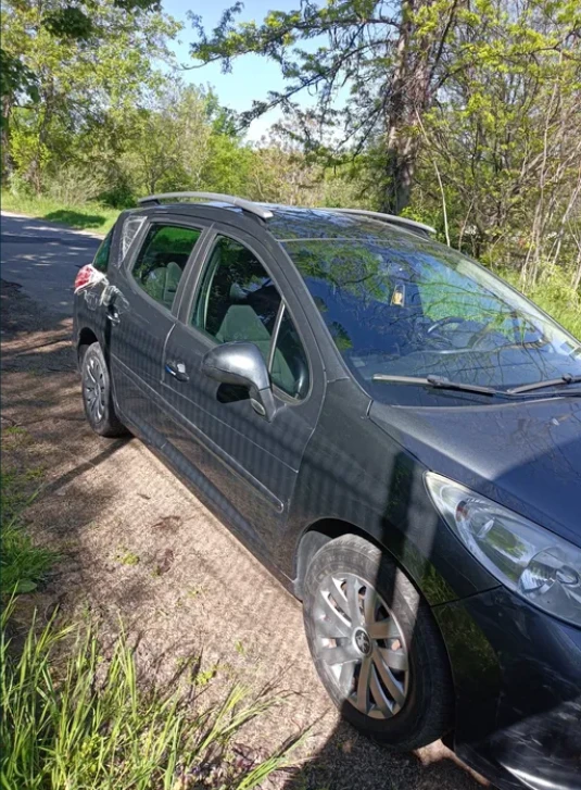 Peugeot 207 1.4 ГАЗ, снимка 3 - Автомобили и джипове - 54430330