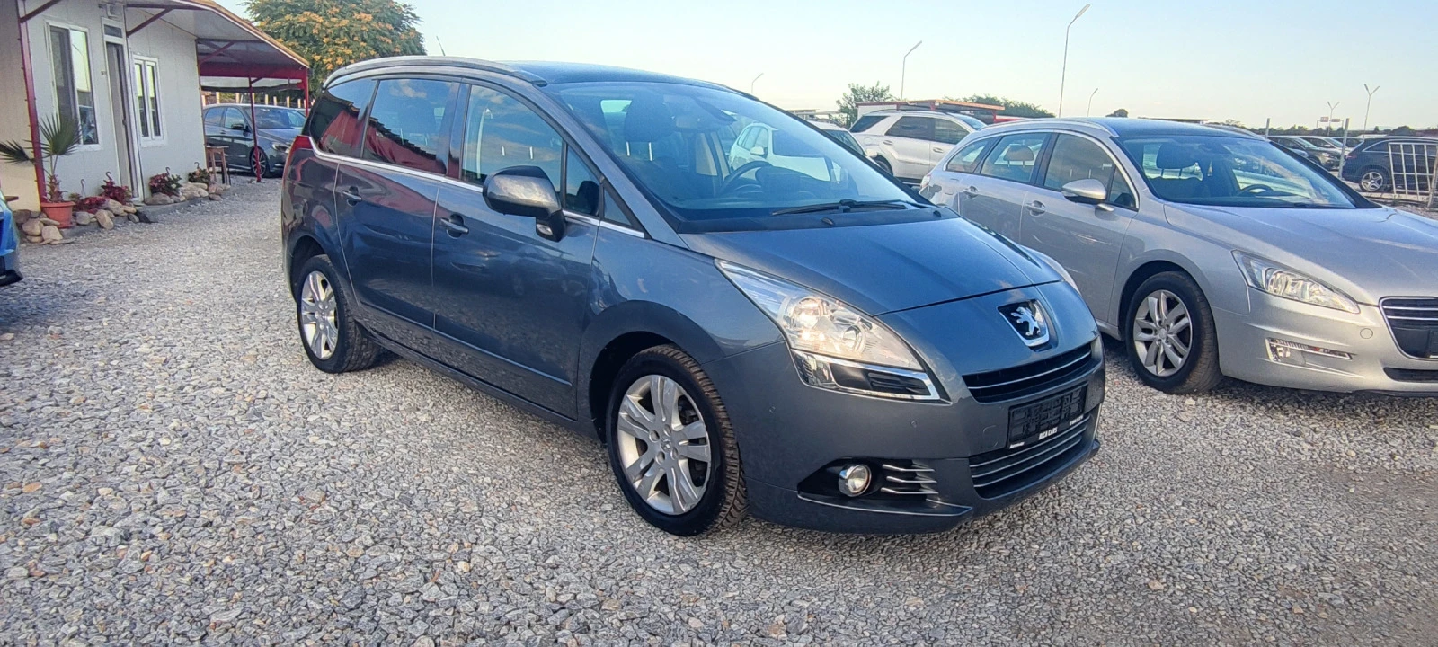 Peugeot 5008 1.6 e-hdi  - изображение 3