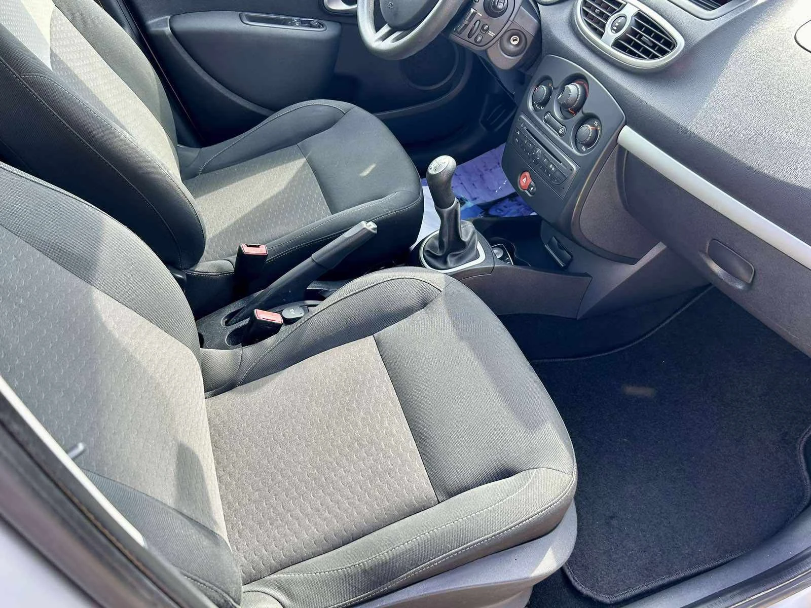 Renault Clio 1.2i 137000. | Mobile.bg   8