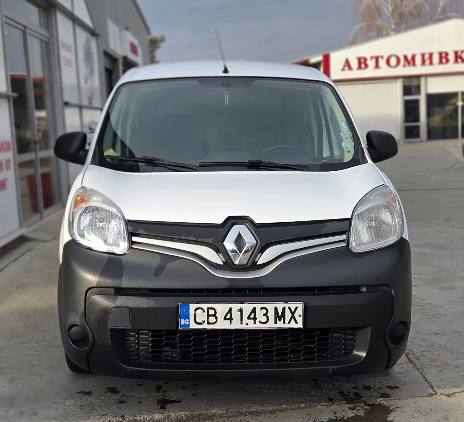 Renault Kangoo ТОВАРЕН N1 ФАКТУРА ЗА ЦЯЛА СТОЙНОСТ - изображение 2