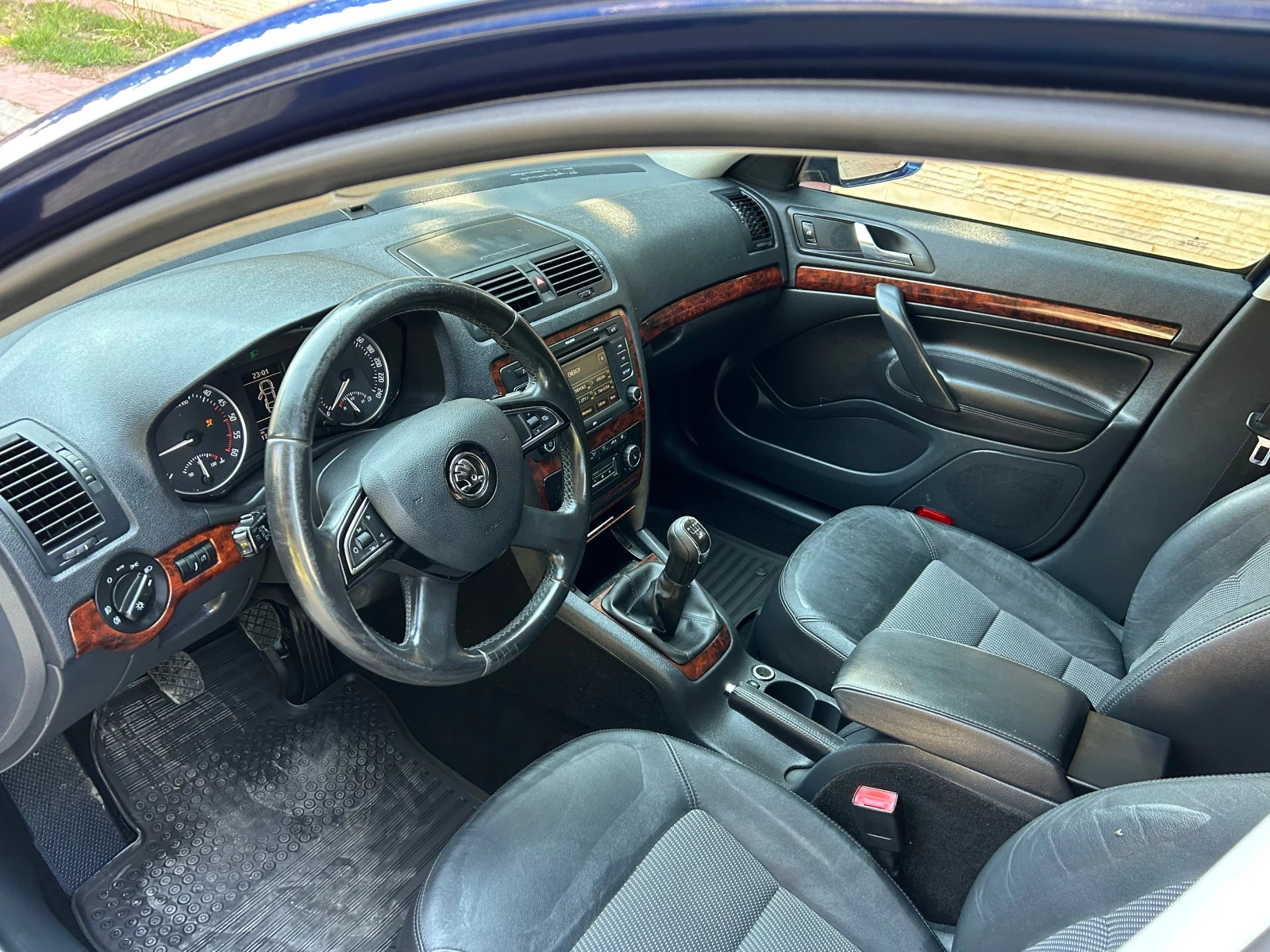 Skoda Octavia 2.0TDI 140K - изображение 10