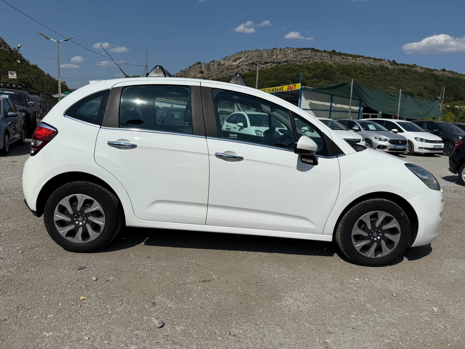 Citroen C3 1.2i-82к.с-автоматик - изображение 7