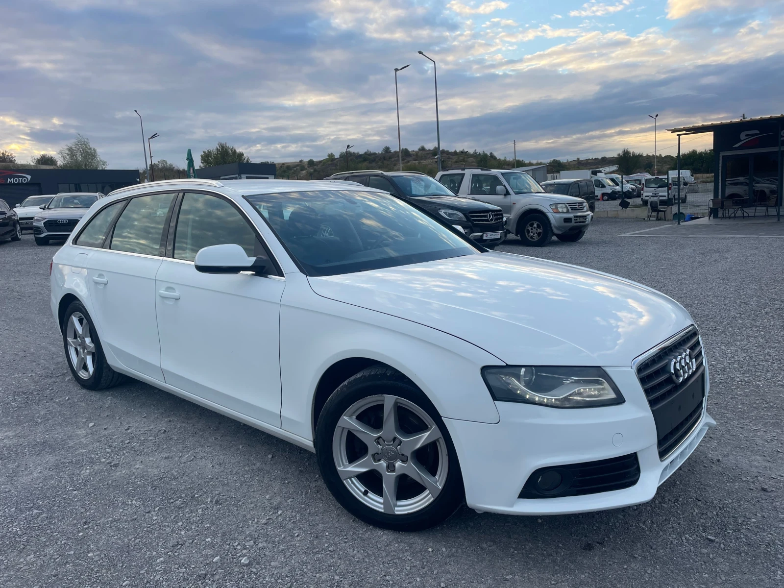 Audi A4 2.0TDI LED BI-XENON 143КС - изображение 3