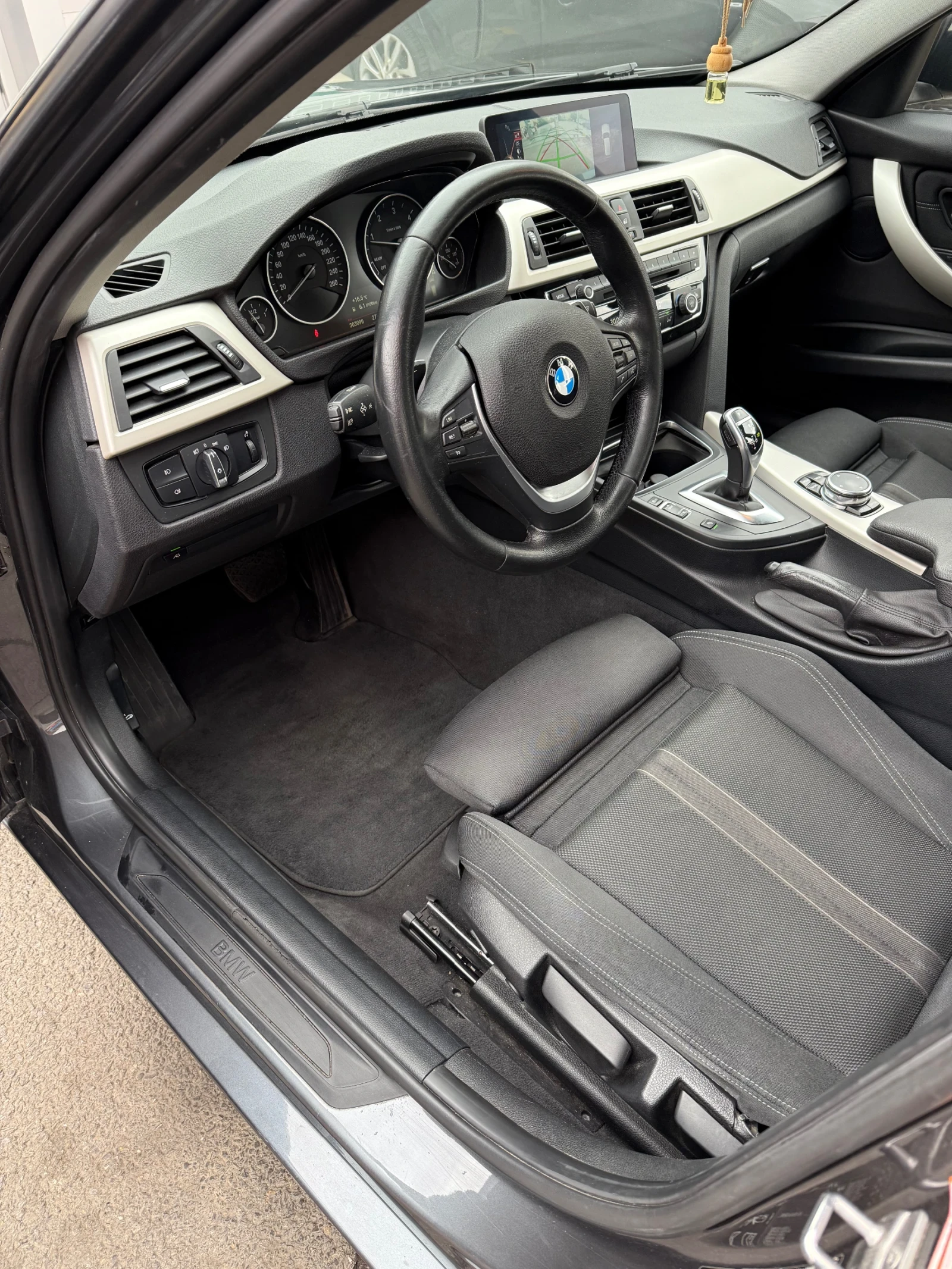 BMW 320 320/190кс/4х4/Face/ - изображение 10