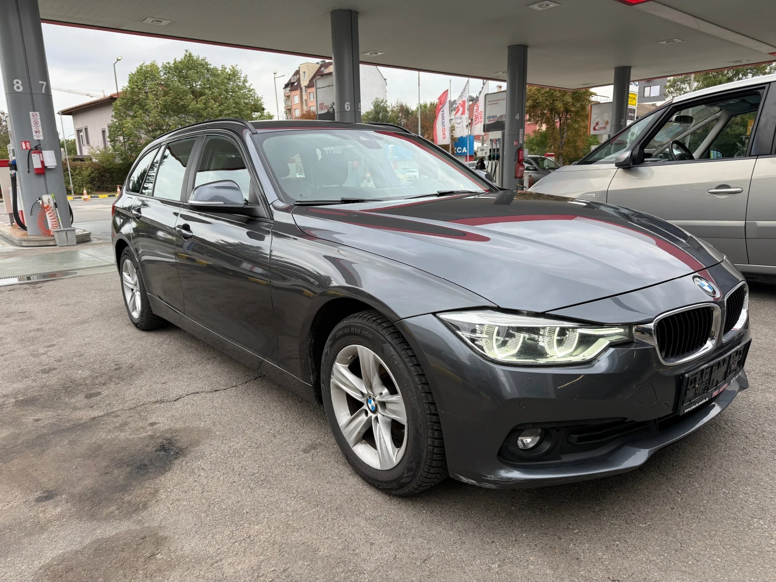 BMW 320 320/190кс/4х4/Face/ - изображение 2