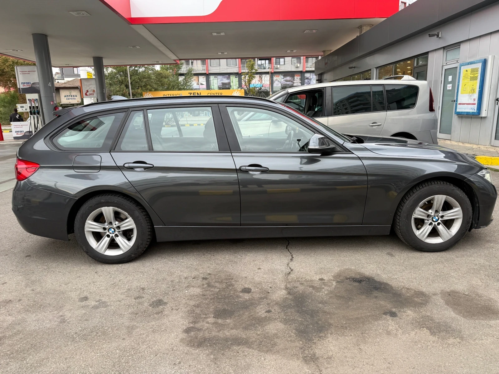 BMW 320 320/190кс/4х4/Face/ - изображение 3