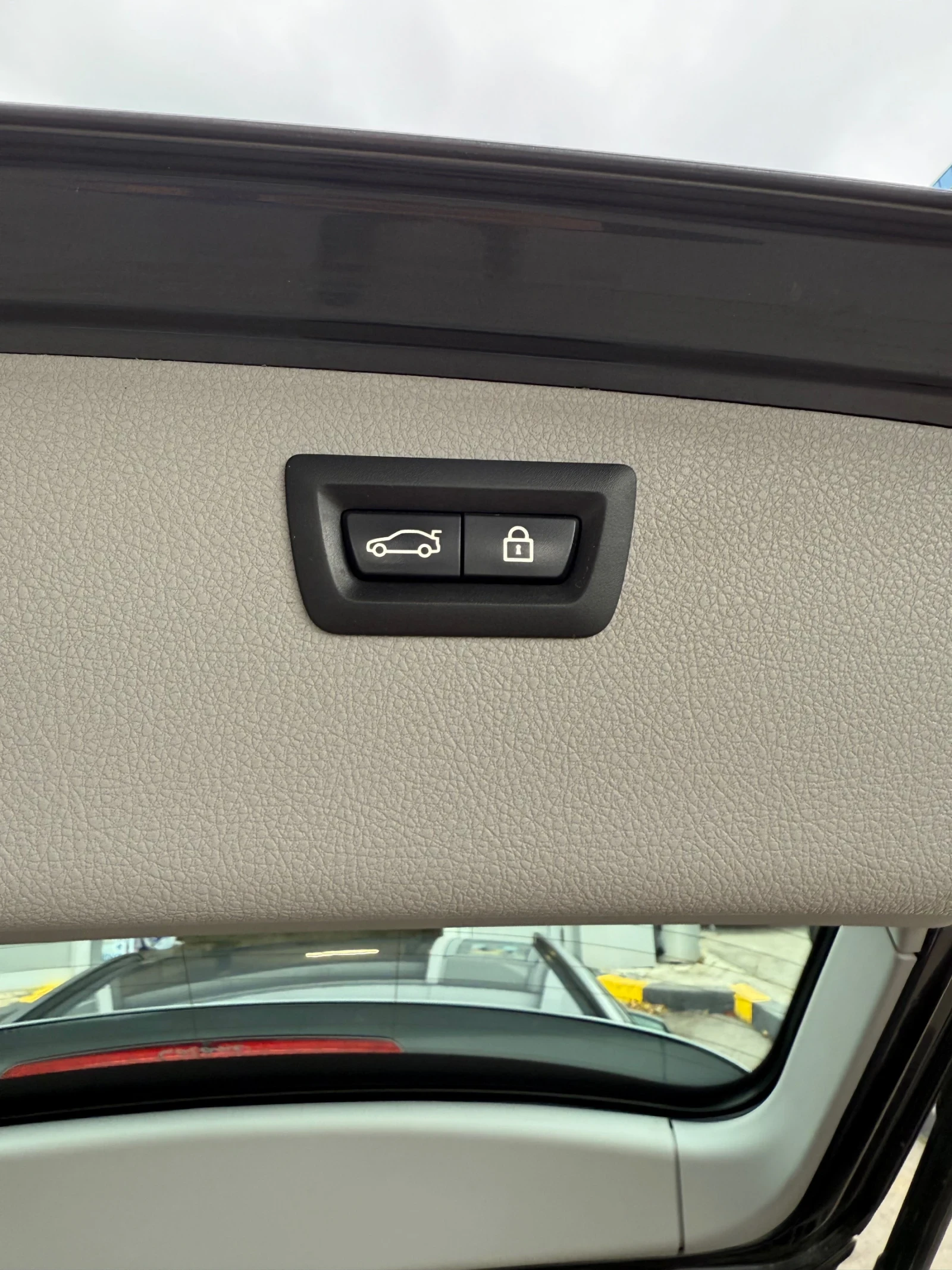 BMW 320 320/190кс/4х4/Face/ - изображение 9