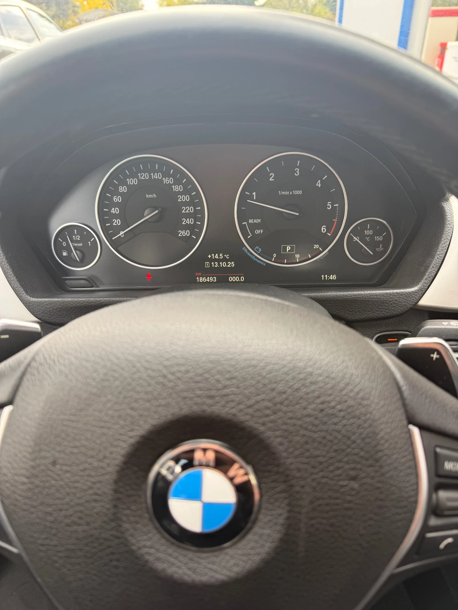 BMW 320 320/190кс/4х4/Face/ - изображение 6