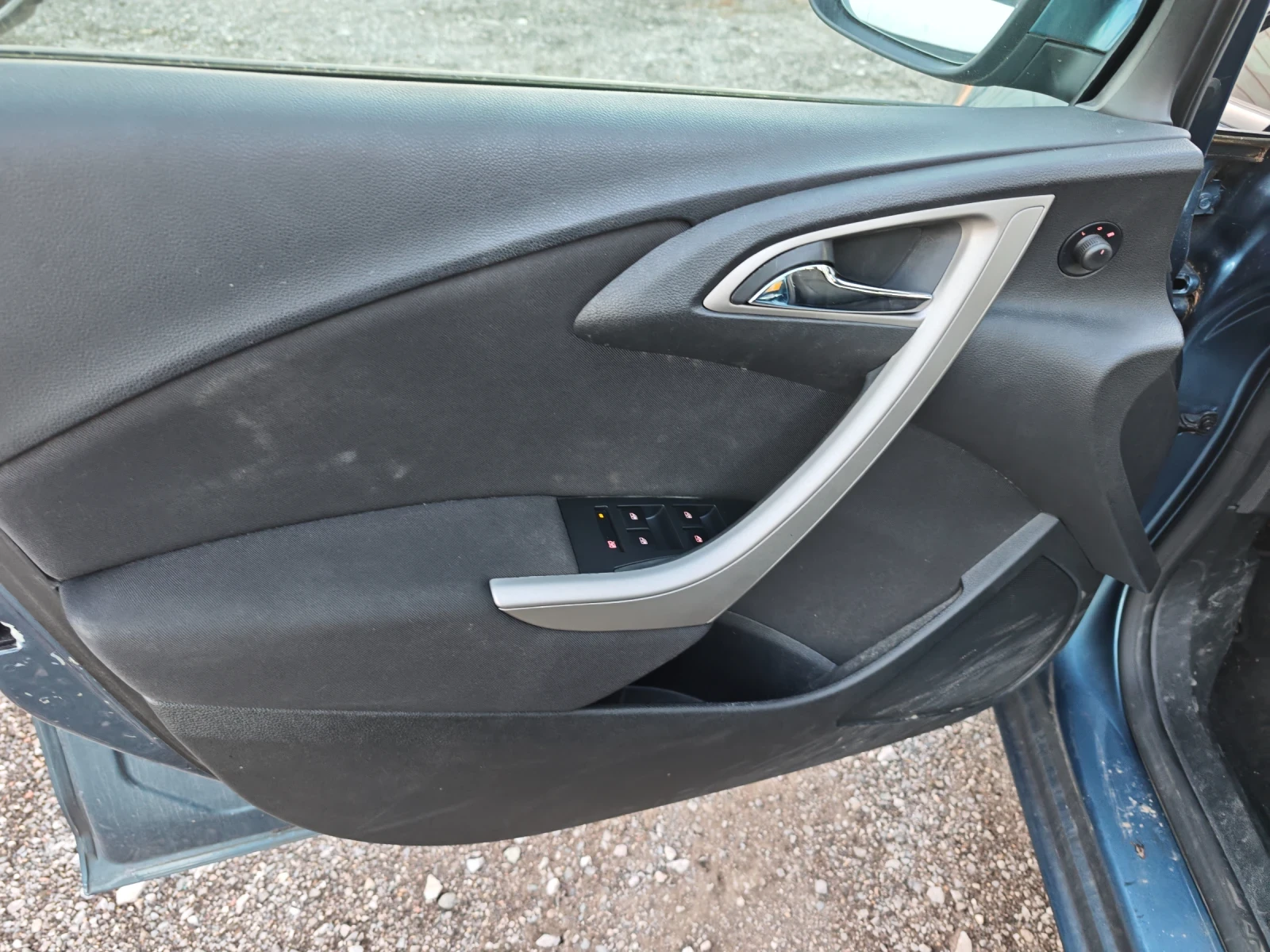 Opel Astra 1.4i Turbo Active Euro 5B - изображение 8