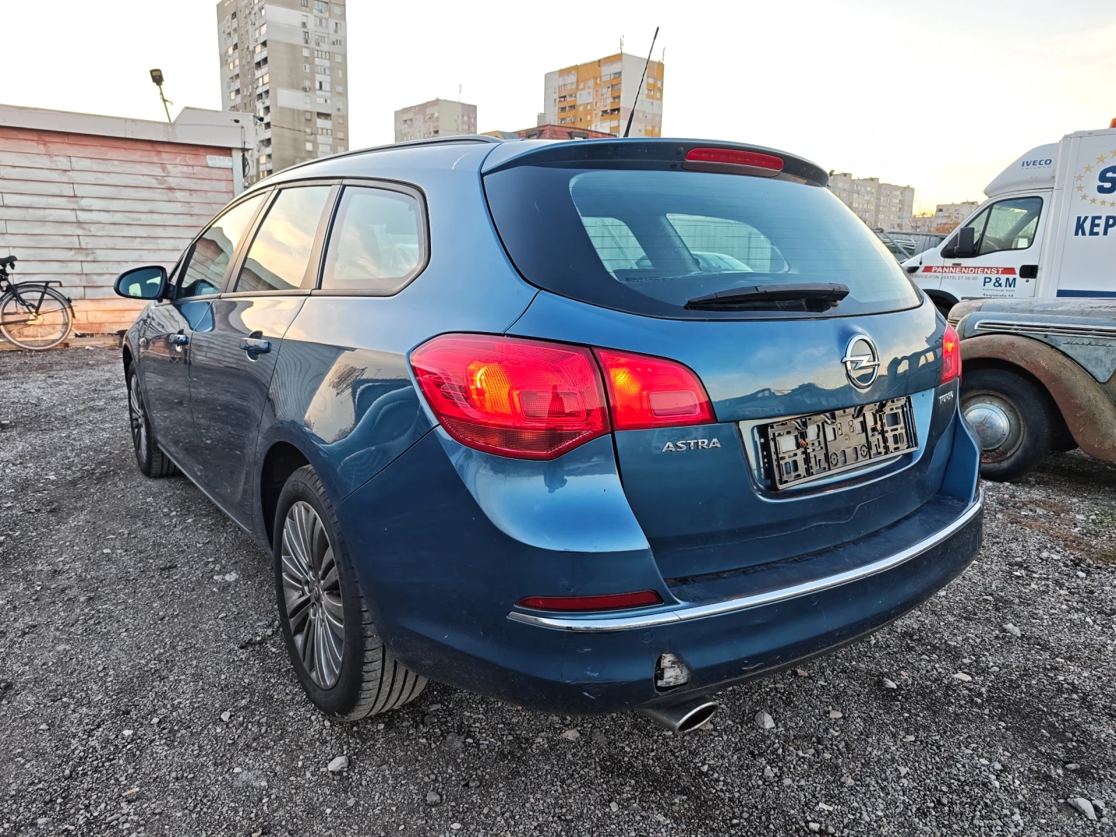 Opel Astra 1.4i Turbo Active Euro 5B - изображение 4