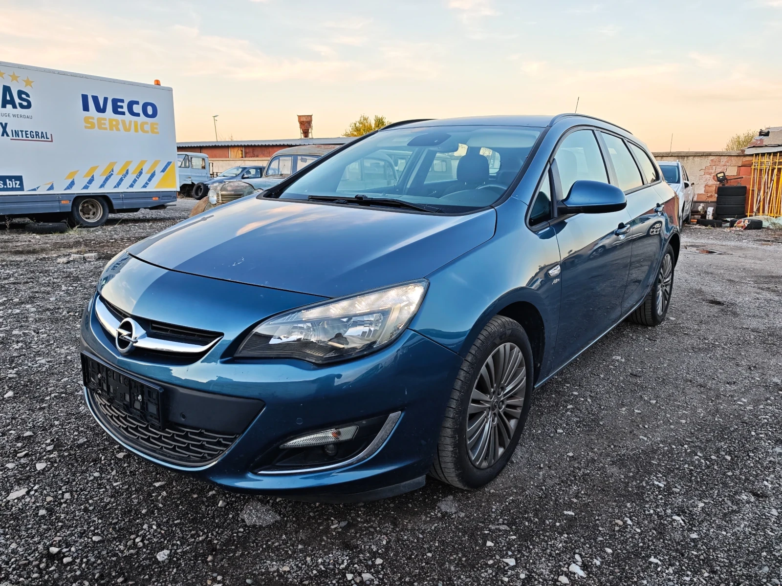 Opel Astra 1.4i Turbo Active Euro 5B | Mobile.bg   1