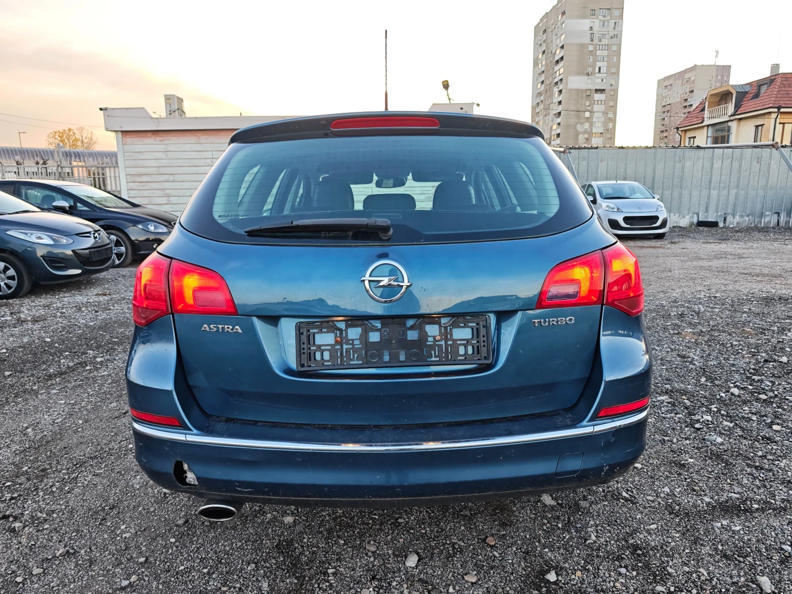 Opel Astra 1.4i Turbo Active Euro 5B - изображение 5