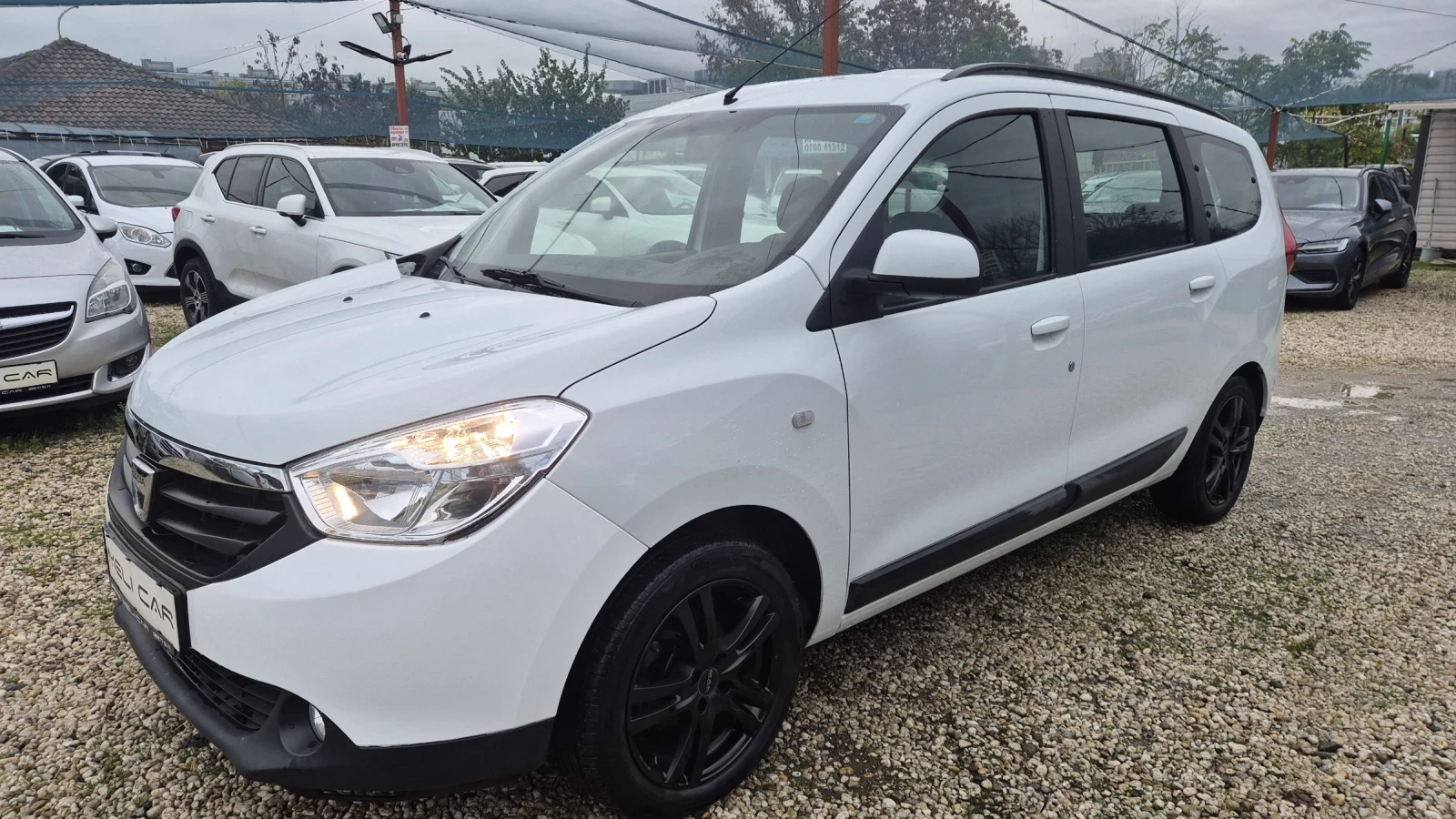 Dacia Lodgy 1.6   7     | Mobile.bg   3