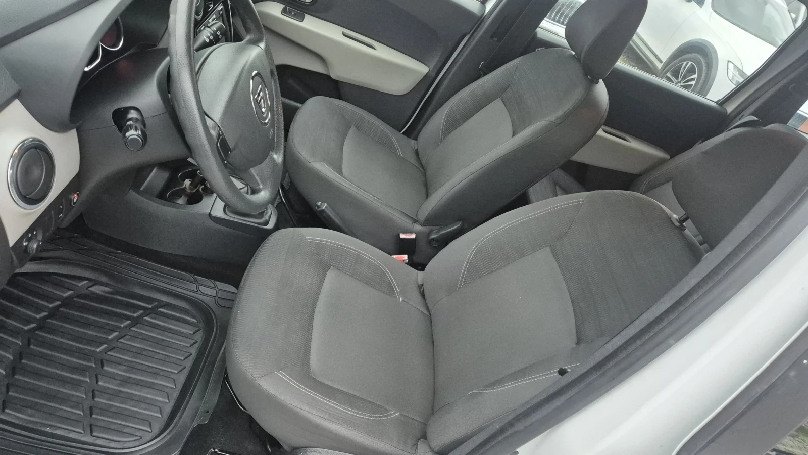 Dacia Lodgy 1.6   7     | Mobile.bg   14