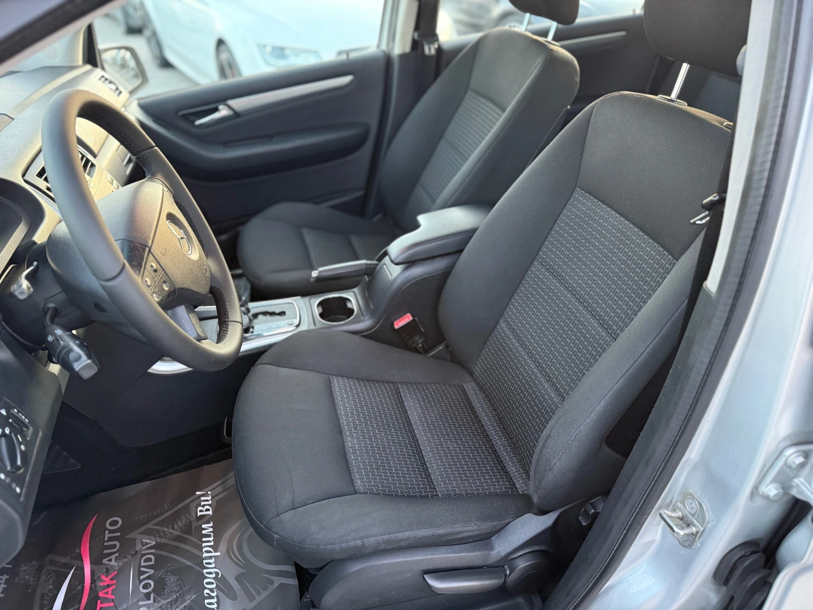 Mercedes-Benz B 180 CDI* АВТОМАТИК* 2011г* Топ Състояние* 174.000КМ*  - изображение 8