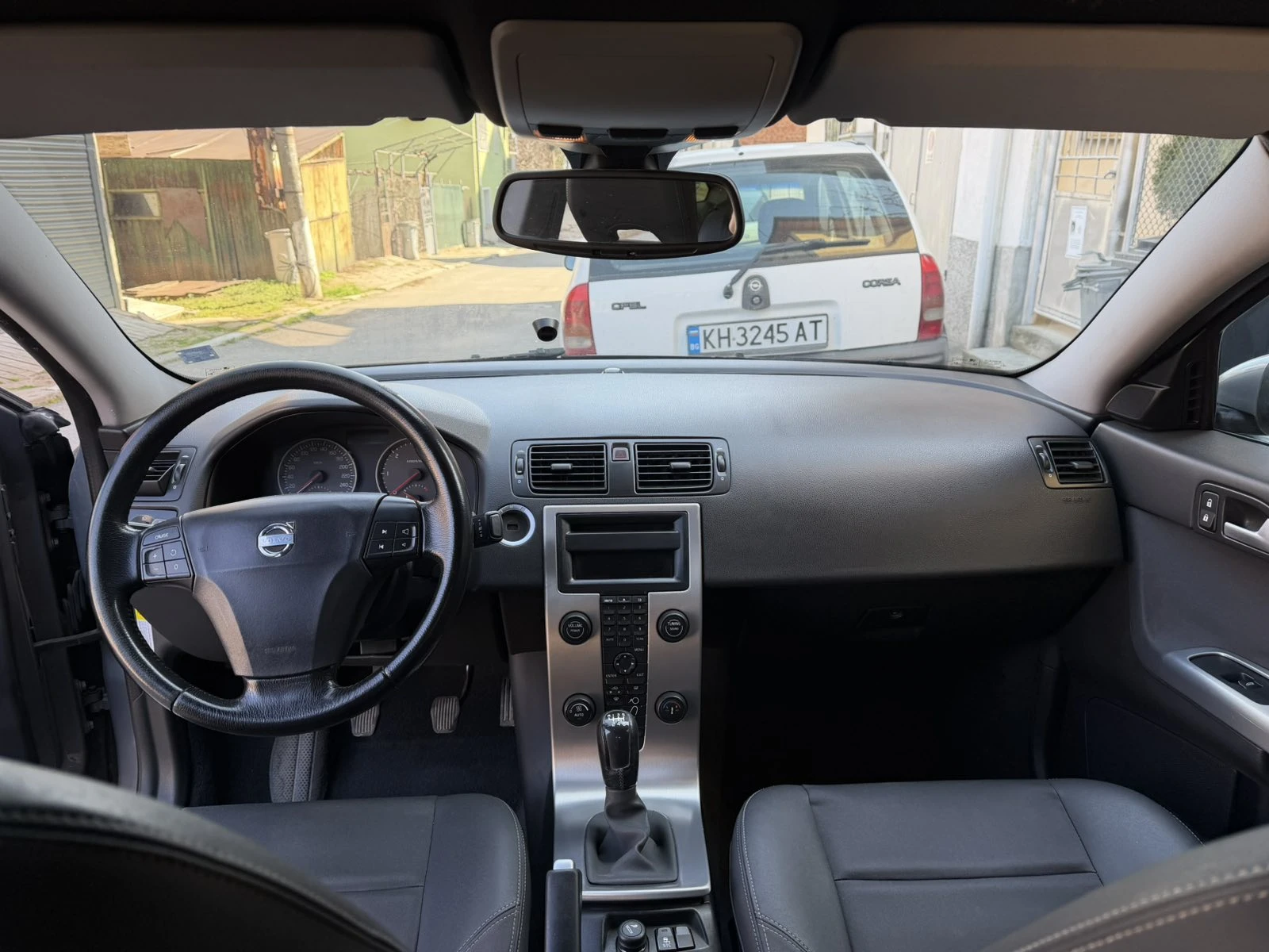 Volvo S40 2.0 diesel, снимка 16 - Автомобили и джипове - 52594589