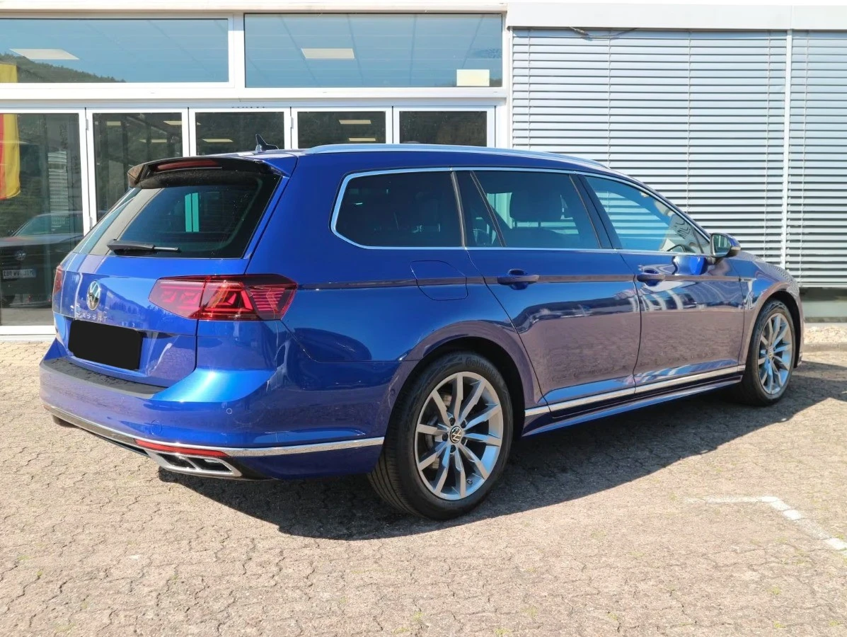 VW Passat Variant* 2.0TDI* DSG* R-LINE* Massage - изображение 2